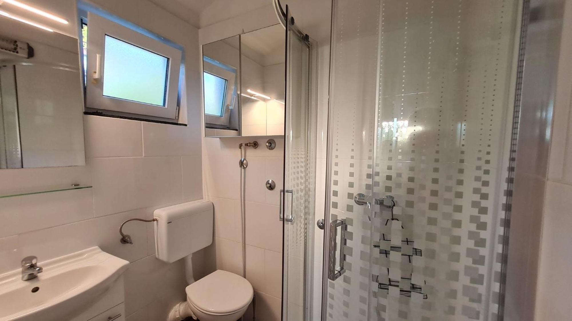 Apartmani Ela Првич-Лука Экстерьер фото