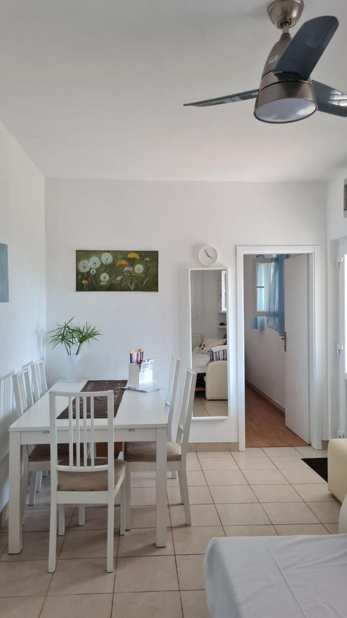 Apartmani Ela Првич-Лука Номер фото